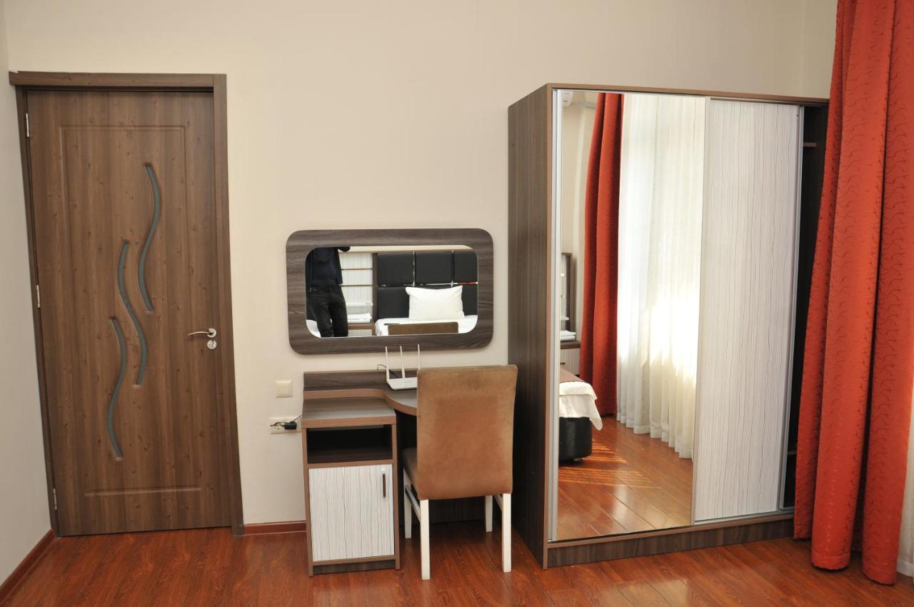 Apartments Residence Batumi Eksteriør billede
